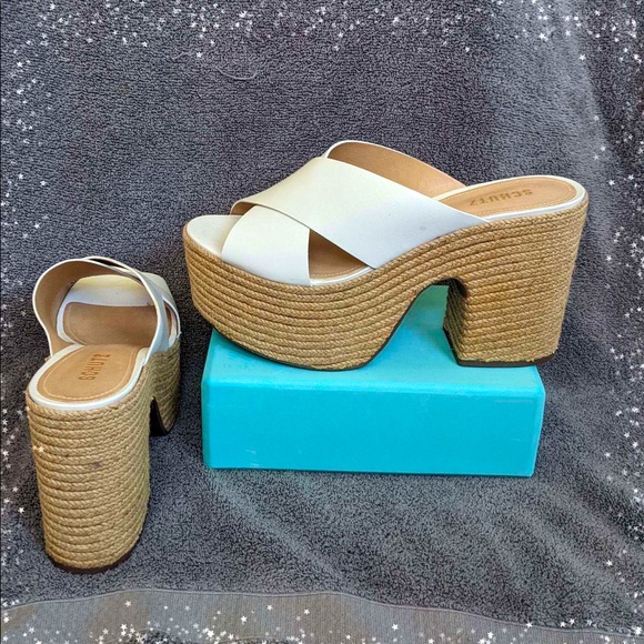 White platform slippers - Picture 2 of 2